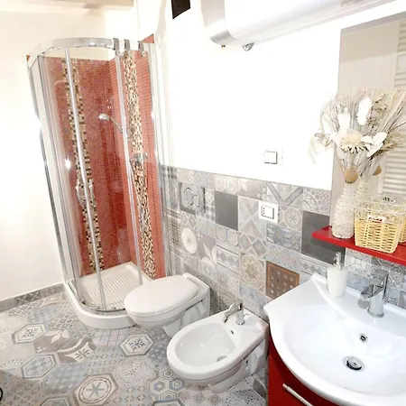 One Bedroom House With Jacuzzi Terrace And Wifi At Diano San Pietro Ferienhaus *