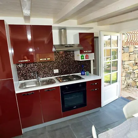 One Bedroom House With Jacuzzi Terrace And Wifi At Diano San Pietro
